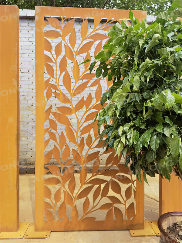 Corten steel outdoor garden privacy protector garden metal screen