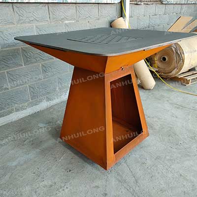 Heavy-Duty Rust Charcoal barbeque grill for Outside Kitchen Supplier