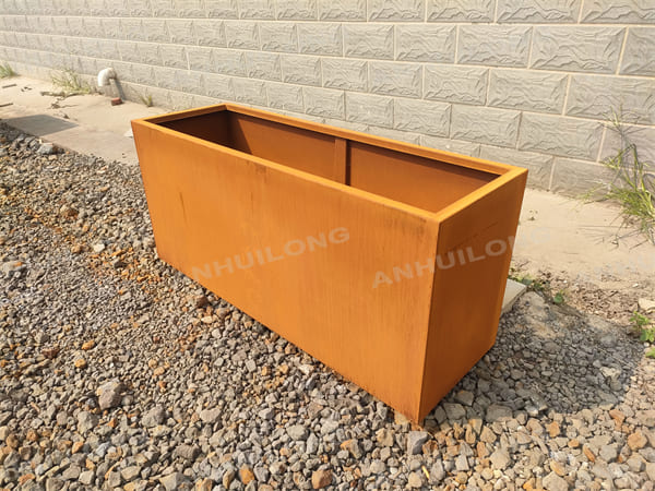 Many Different Types Of Corten Steel Planter Pot