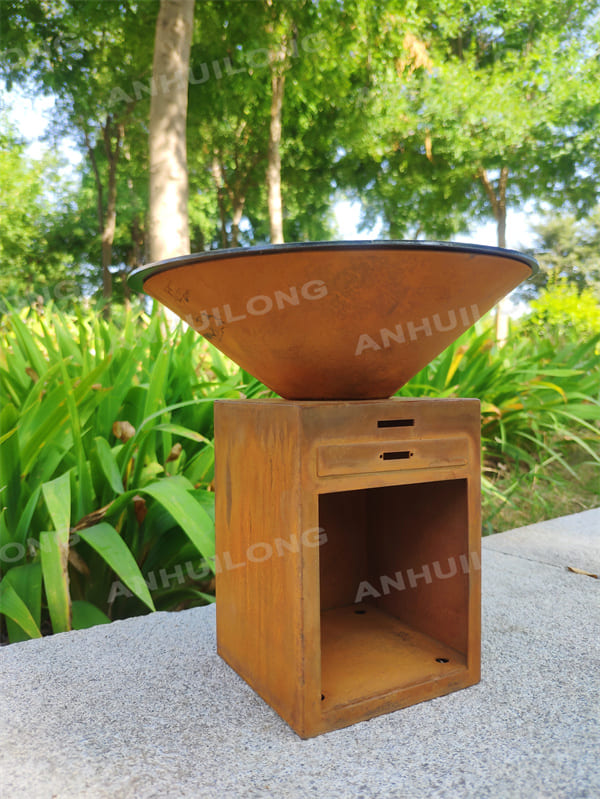 Commercially available adjustable Rust Corten Grill For Picnic