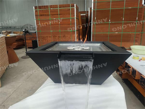 Rust modern outdoor water fountain for Ornamental Garden