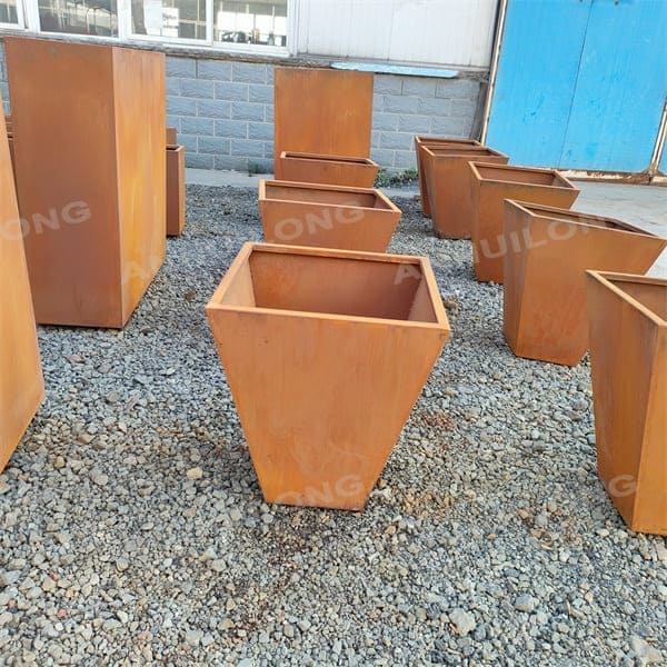 maintenance-free  corten steel planters For Ornamental Garden