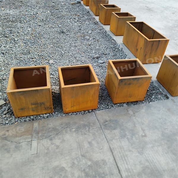 maintenance-free  corten steel planters For Ornamental Garden