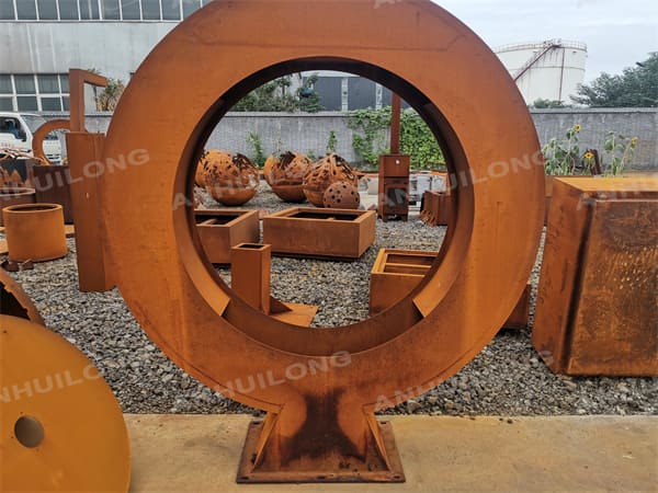 Industrial Style Annular Water Fountain Park