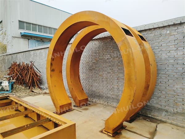 Industrial Style Annular Water Fountain Park