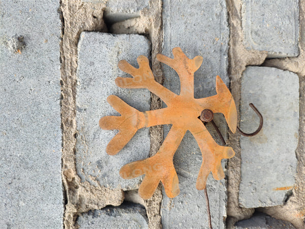 Wholesale Weathering Steel Pendants And Ornaments Customized