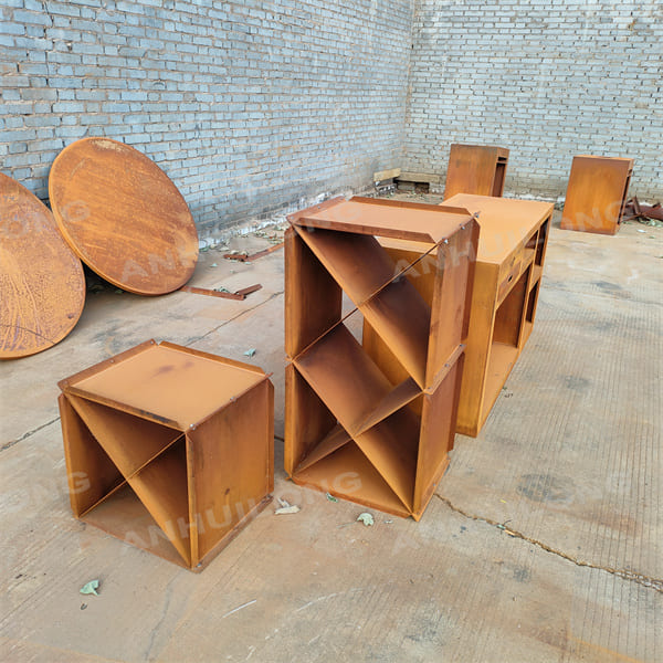 Wooden Storage Weathering Steel Spliced And Split