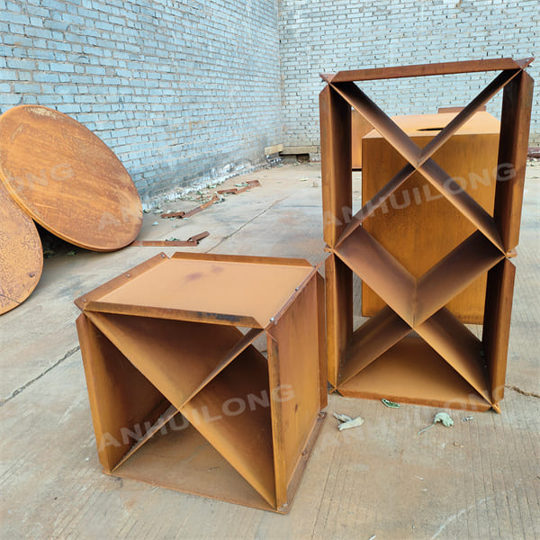 Wooden Storage Weathering Steel Spliced And Split