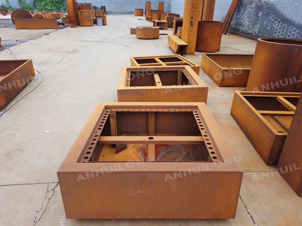 rust color corten steel water feature for decoration of the garden