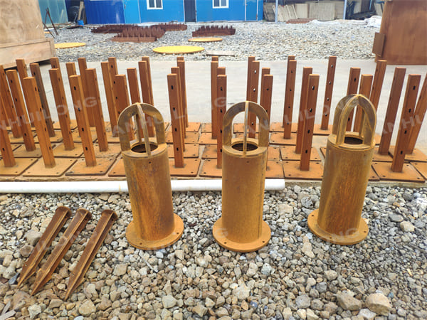 Economic And Durable Corten Lighting Bollards Wholesale