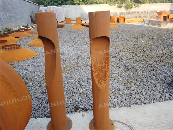 Economic And Durable Corten Lighting Bollards Wholesale