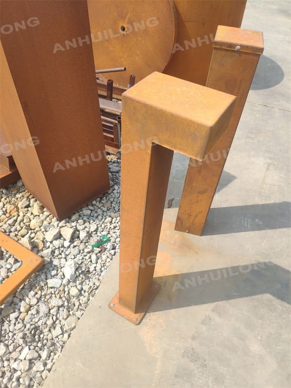 Environmentally Friendly Bollard Lights With Corten Finish