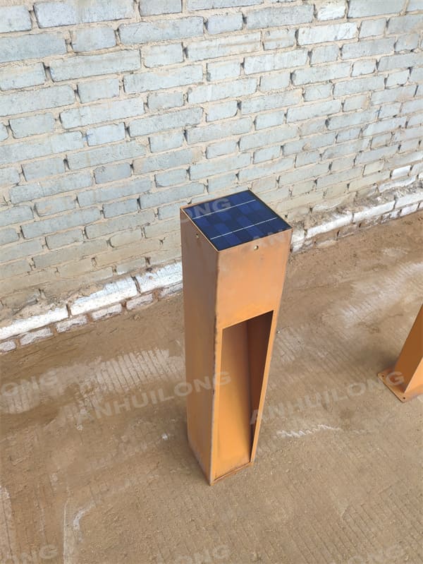 Environmentally Friendly Bollard Lights With Corten Finish