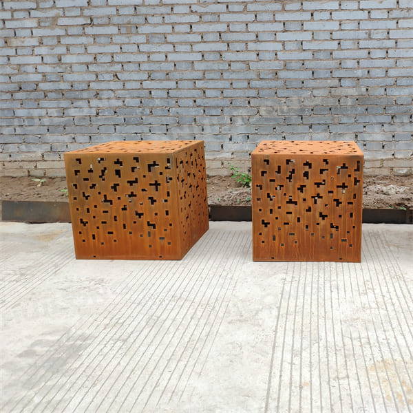 Eye-catching rusted corten steel light for garden design