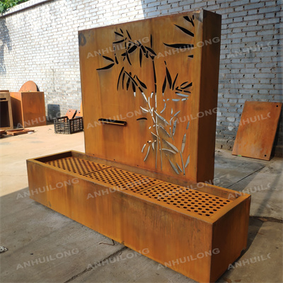 Eye-catching backyard water fountain for Garden Design Supplier