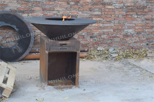 Metal  Charcoal Outdoor  Corten Steel Barbecue Grill with Wheel