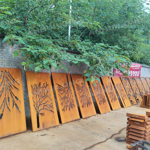 Vintage style Corten steel fence posts for Ornamental Garden Design