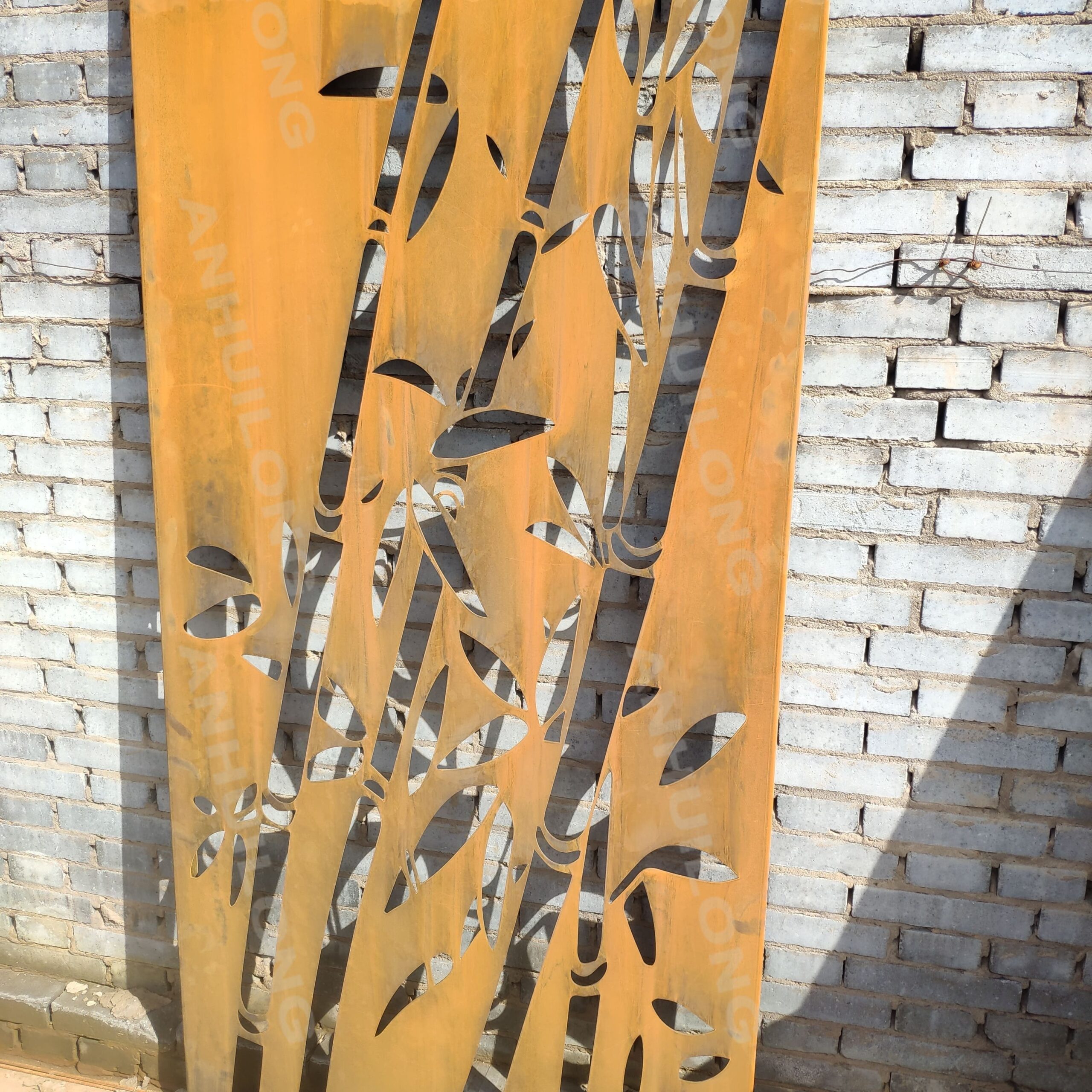 Chinese Style Weathering Resistant Steel Rusty Bamboo Screen for Outdoor Furniture