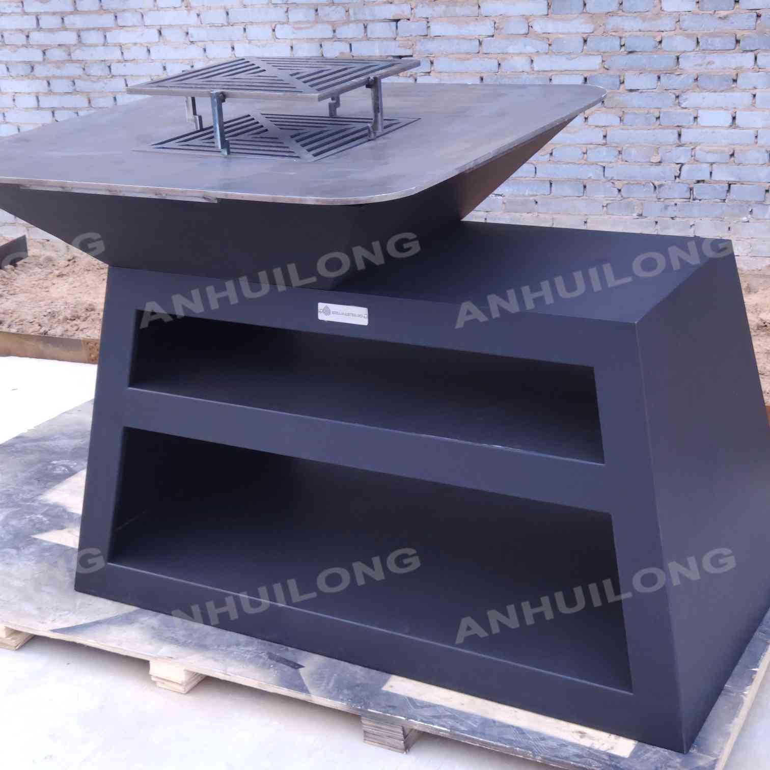 Nature style black painted barbeque grill with ash drawer