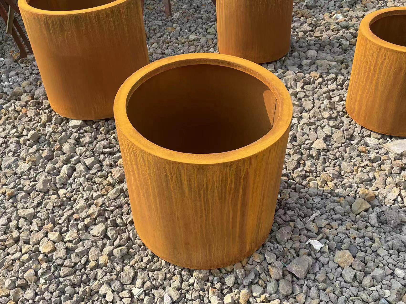 Round water corrugated corten steel outdoor flower planter