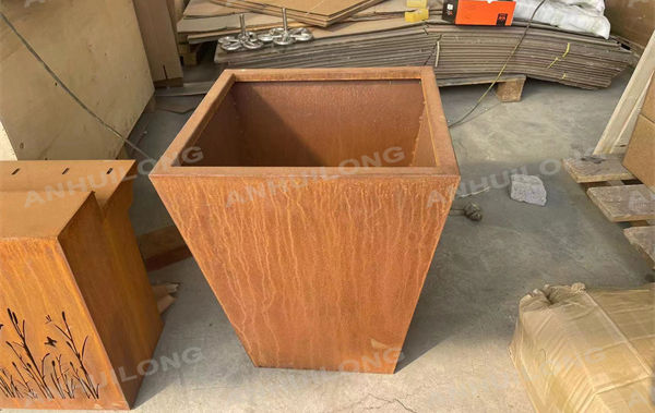 Environmentally friendly large corten steel planter For Park Project