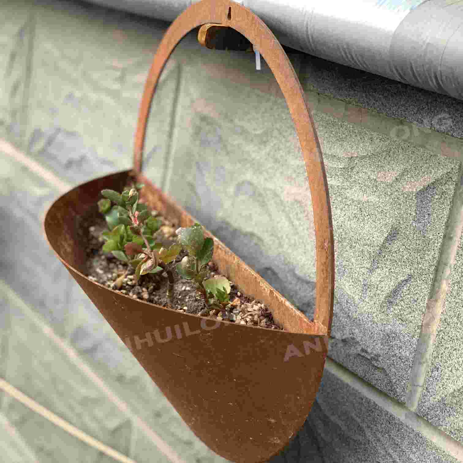 No maintenance corten steel planter for metal art