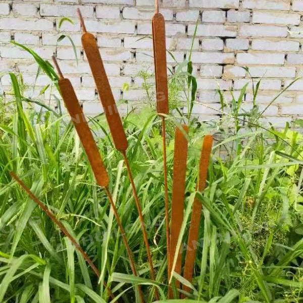 Rustic style corten steel yard art for landscaping