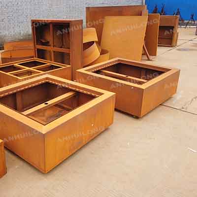 Long-lasting and Stylish Corten Steel Planter for Landscaping Projects