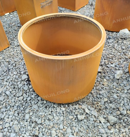 Circular Corten Steel Planters for Gardening Design