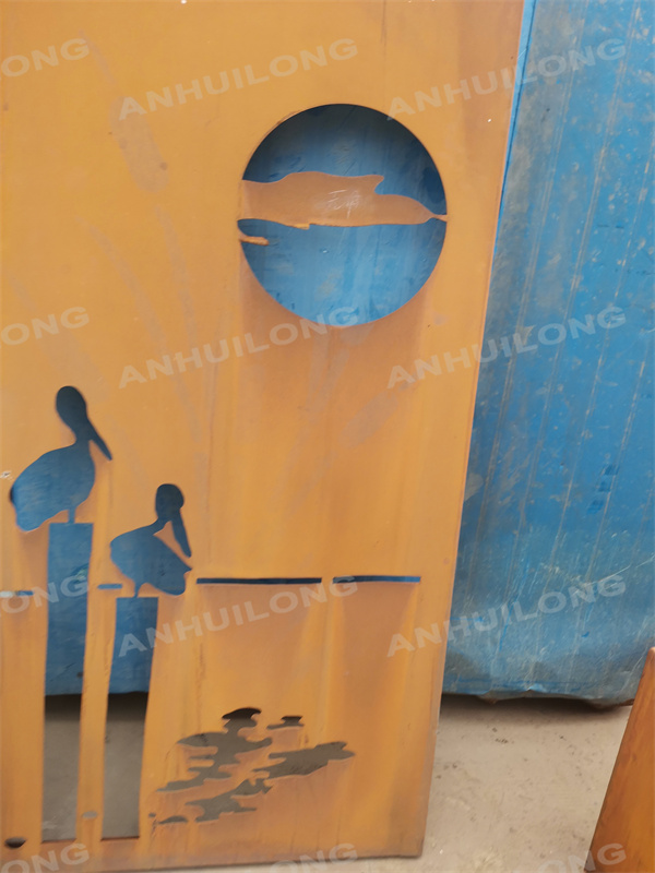 CUSTOMIZED DESIGN OUTDOOR CORTEN STEEL SCREENS