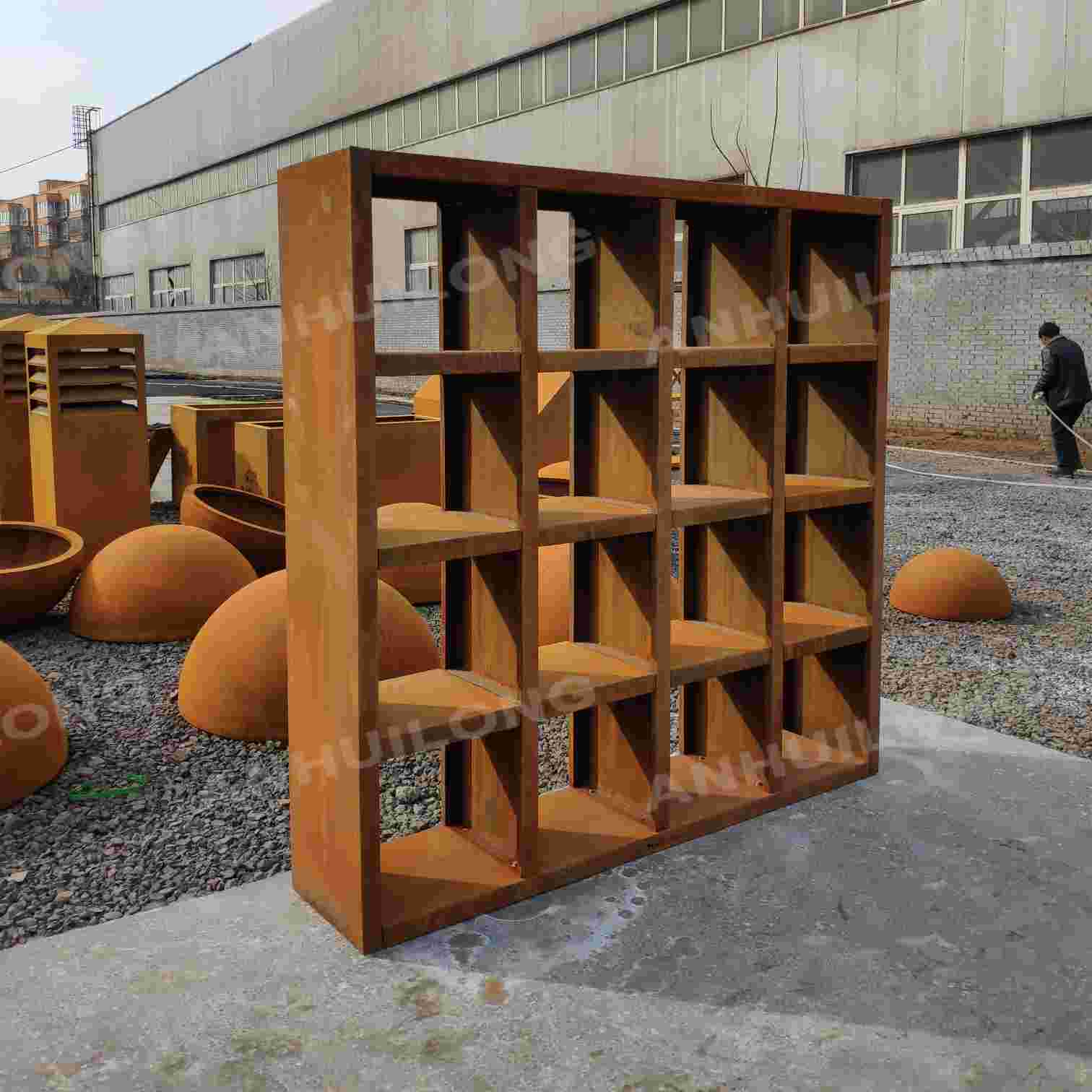 High quality rusty wood storage for outdoor furniture