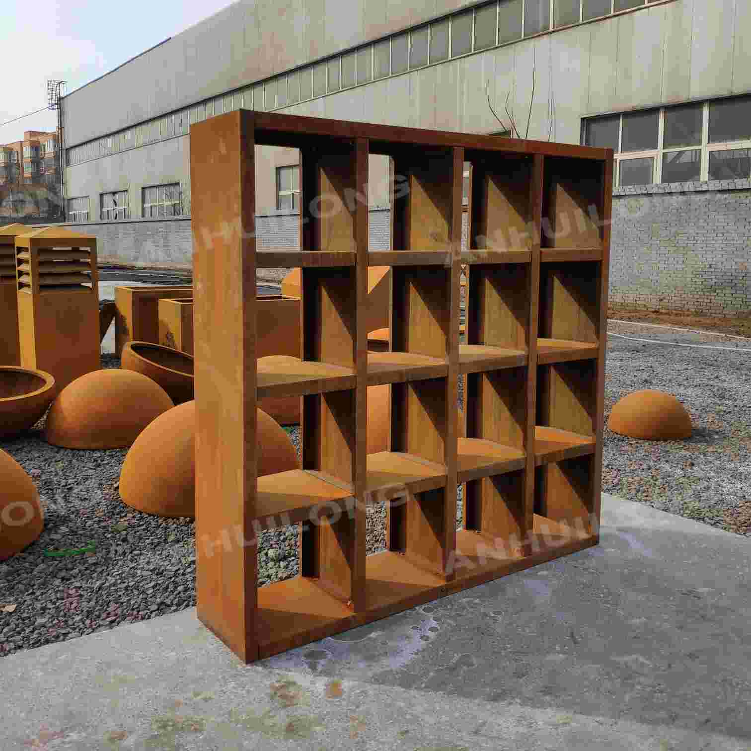 High quality rusty wood storage for outdoor furniture