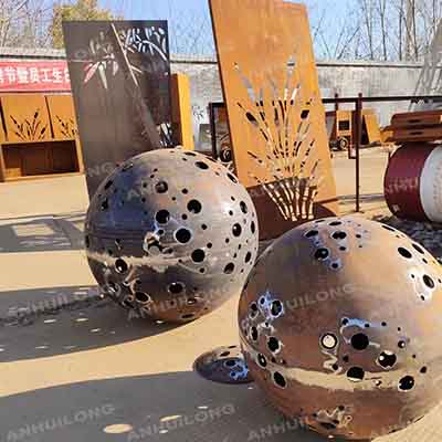 Corten Steel Fireball High Quality Plant Metal Sphere Fire Phoenix