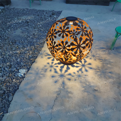 Round outdoor fireballs For Garden