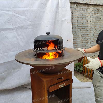 Pizza oven for outside cooking