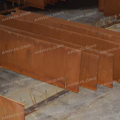 Weathering steel Metal edging for garden bed