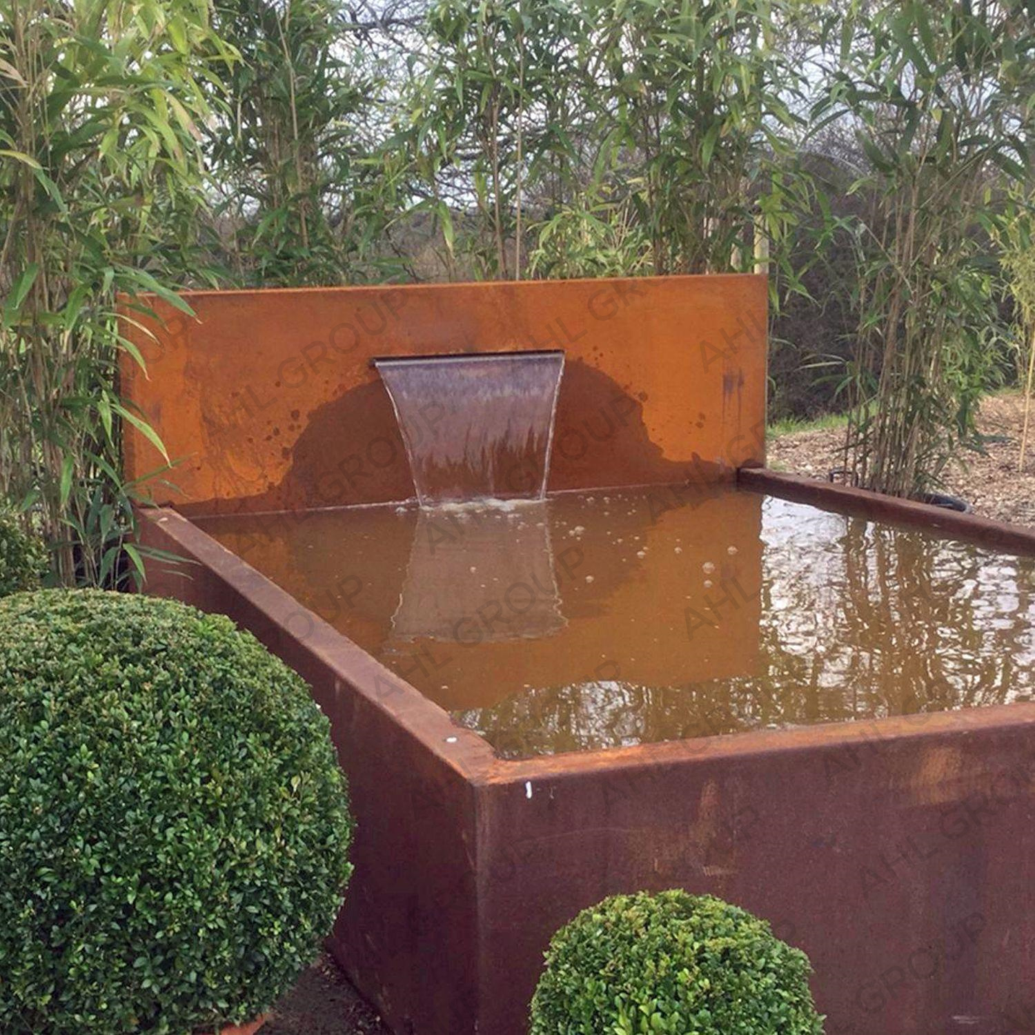 2024 New Customized Design  Corten Steel Water Feature For Outdoor Furniture